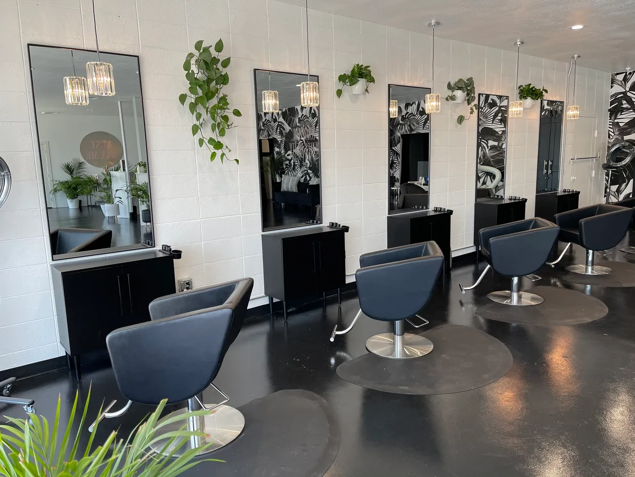 Studio Revival - 620 Crater Lake Ave, Medford, OR